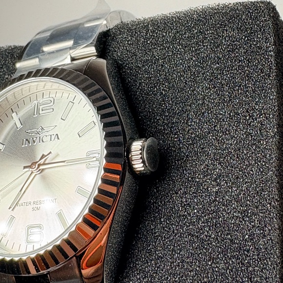 Invicta Women’s Luxury Addition Silver Stainless Silver Face Steel Watch - Picture 6 of 11